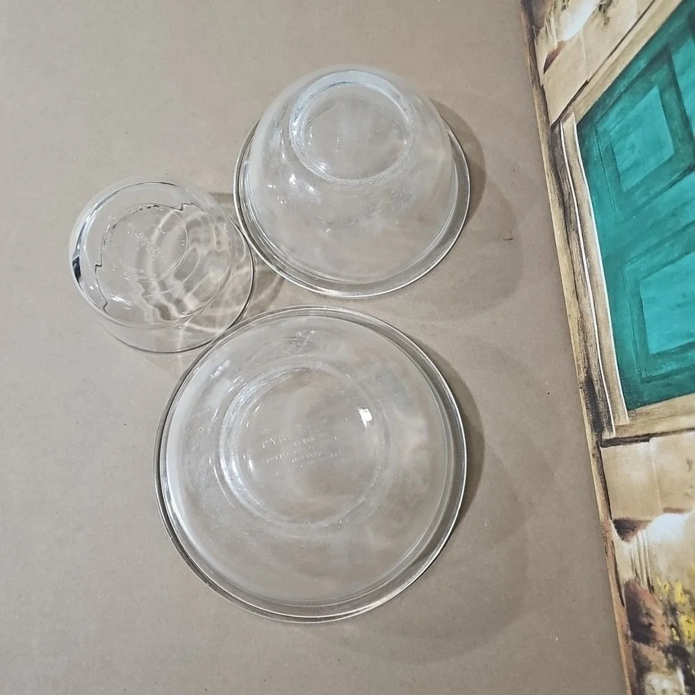 Lot Of 3 Pyrex Clear Glass Bowls